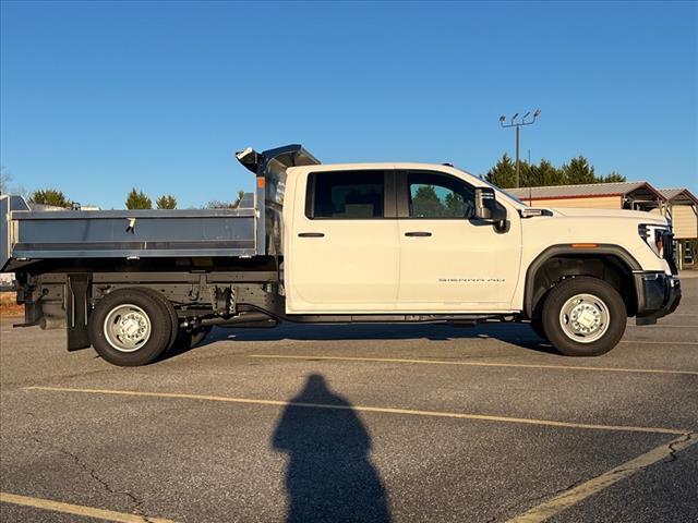 new 2024 GMC Sierra 3500 car, priced at $79,899