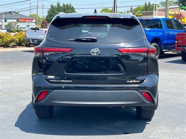 used 2023 Toyota Highlander car, priced at $37,000