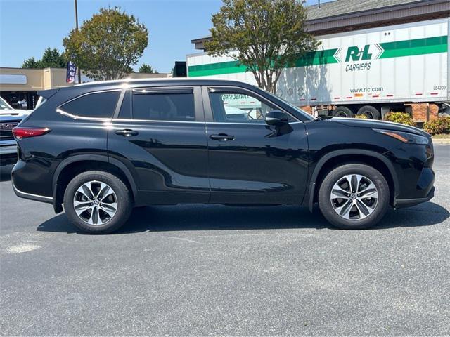 used 2023 Toyota Highlander car, priced at $37,000