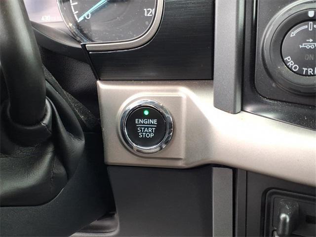 used 2021 Ford F-150 car, priced at $34,000