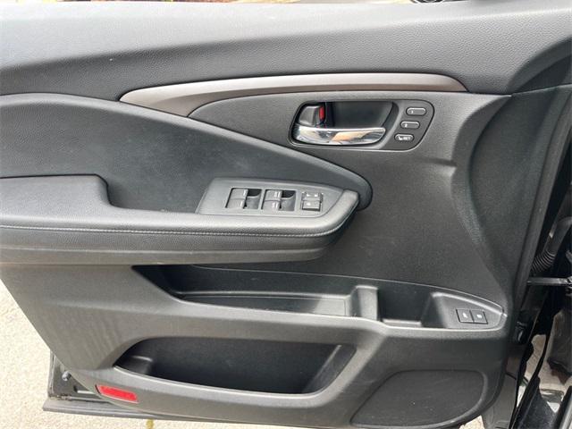 used 2020 Honda Pilot car, priced at $21,500