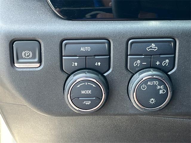 used 2022 Chevrolet Silverado 1500 car, priced at $34,900