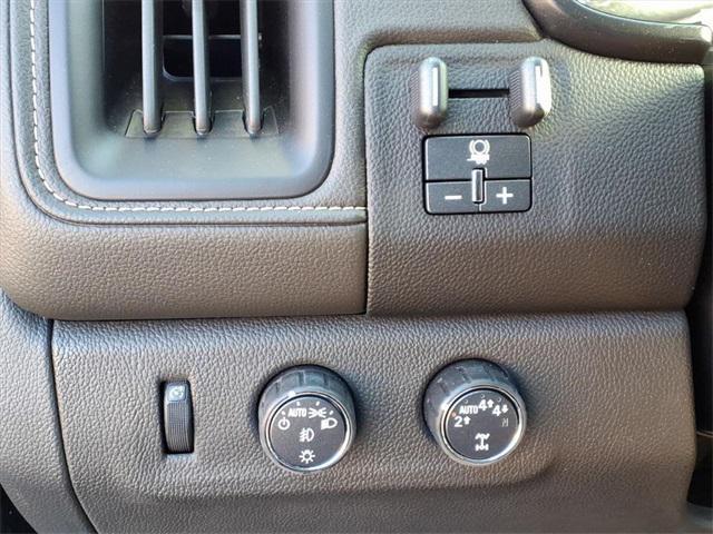 used 2022 GMC Canyon car, priced at $33,000