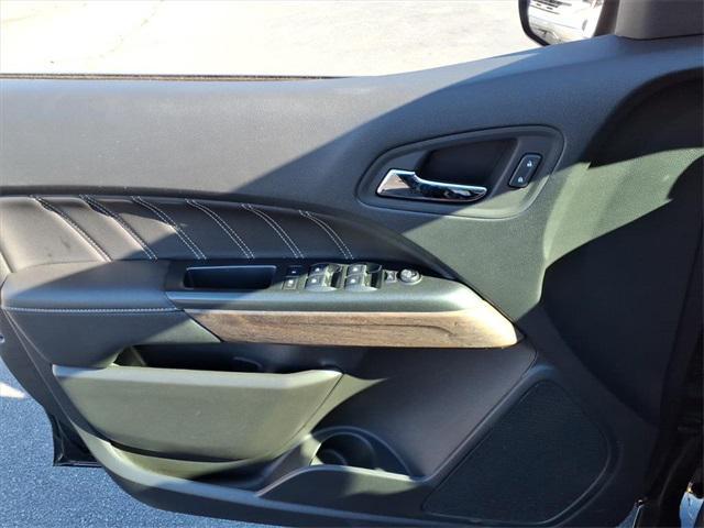 used 2022 GMC Canyon car, priced at $33,000