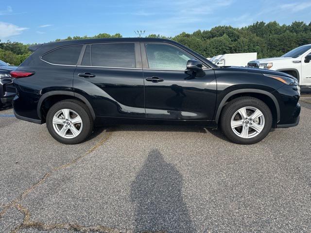 used 2023 Toyota Highlander car, priced at $32,950