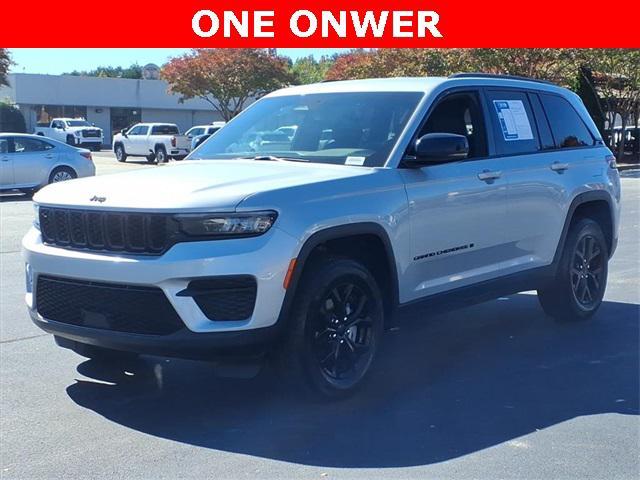 used 2024 Jeep Grand Cherokee car, priced at $28,500