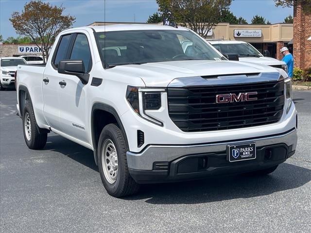 new 2025 GMC Sierra 1500 car, priced at $42,870