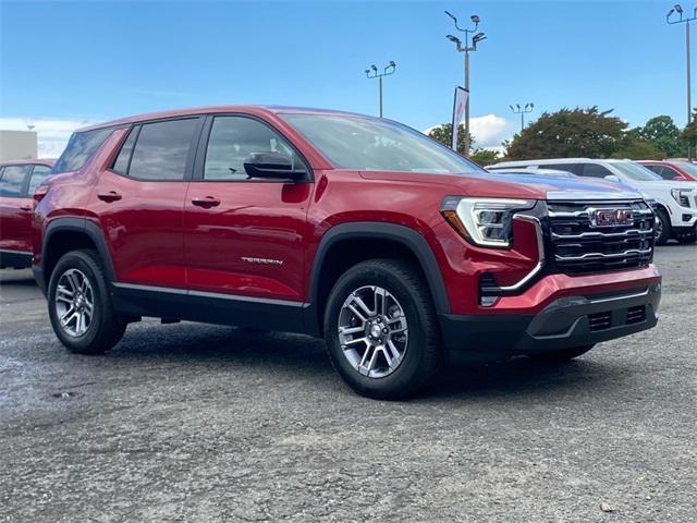 new 2025 GMC Terrain car, priced at $30,040