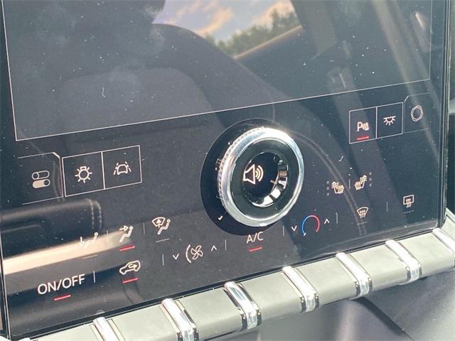new 2025 GMC Terrain car, priced at $30,040