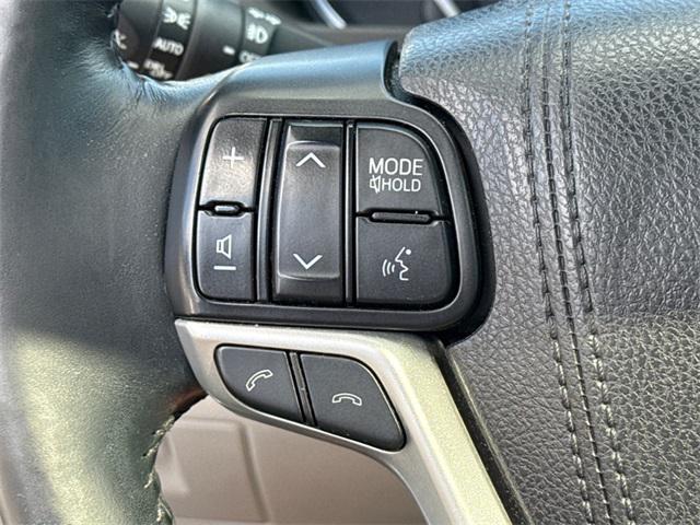 used 2018 Toyota Highlander car, priced at $21,750
