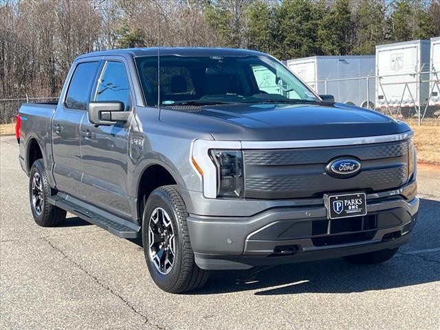 used 2022 Ford F-150 Lightning car, priced at $35,900