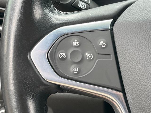 used 2022 Chevrolet Traverse car, priced at $25,999