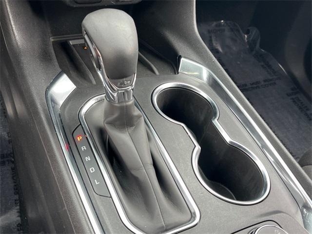 used 2022 Chevrolet Traverse car, priced at $25,999