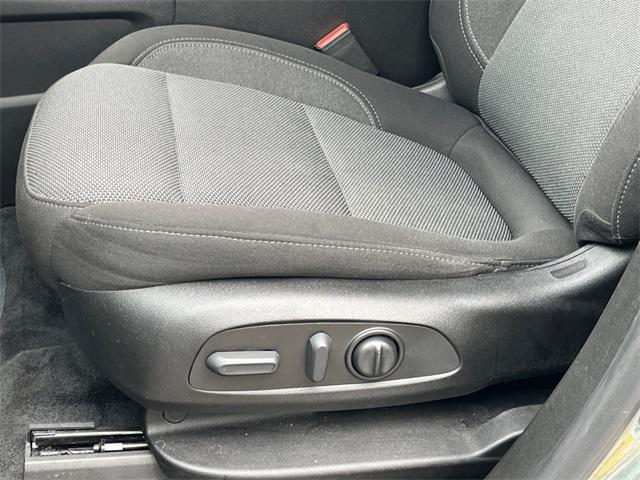 used 2022 Chevrolet Traverse car, priced at $25,999