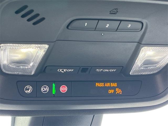 used 2022 Chevrolet Traverse car, priced at $25,999