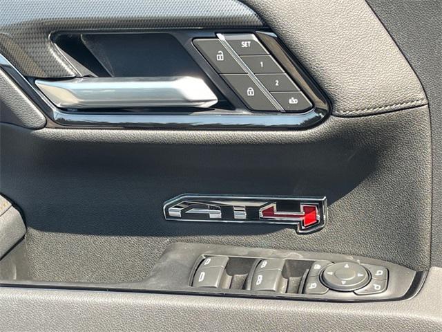 new 2025 GMC Sierra 1500 car, priced at $64,305