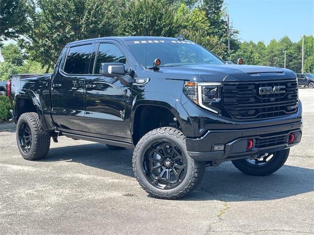 new 2025 GMC Sierra 1500 car, priced at $64,305