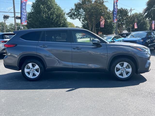 used 2023 Toyota Highlander car, priced at $30,500