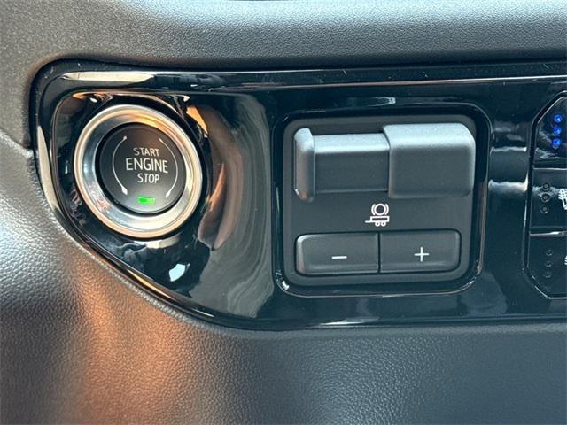 new 2025 GMC Sierra 1500 car, priced at $62,860