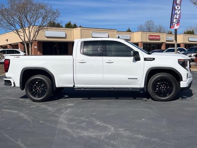 new 2025 GMC Sierra 1500 car, priced at $52,940