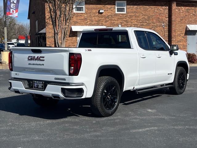 new 2025 GMC Sierra 1500 car, priced at $52,940