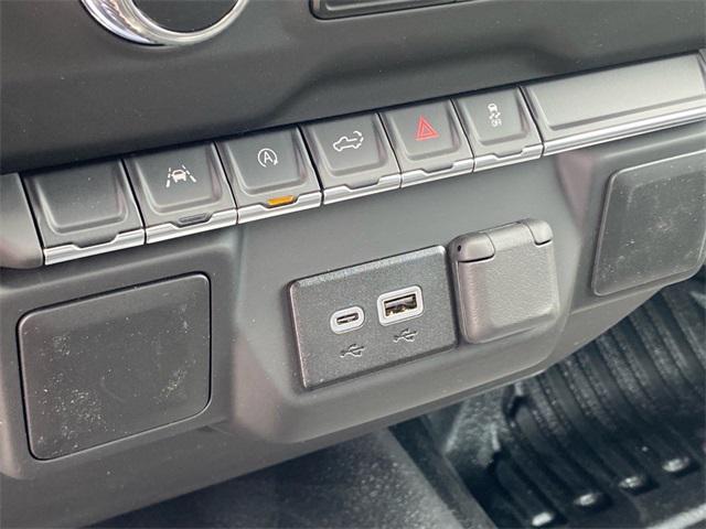 new 2025 GMC Sierra 1500 car, priced at $36,780