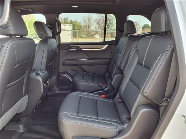new 2025 GMC Acadia car, priced at $51,581