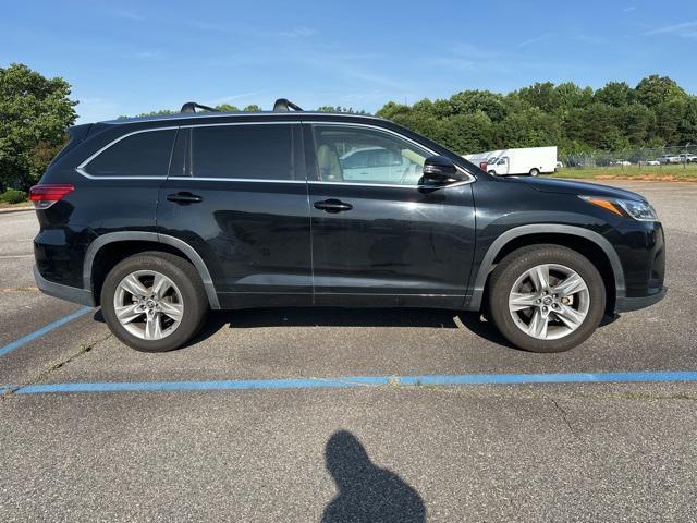 used 2019 Toyota Highlander car, priced at $26,000