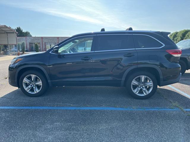 used 2019 Toyota Highlander car, priced at $26,000