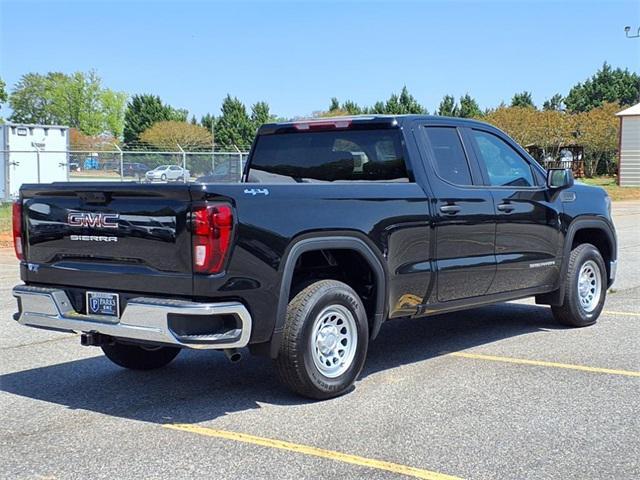 new 2025 GMC Sierra 1500 car, priced at $43,365
