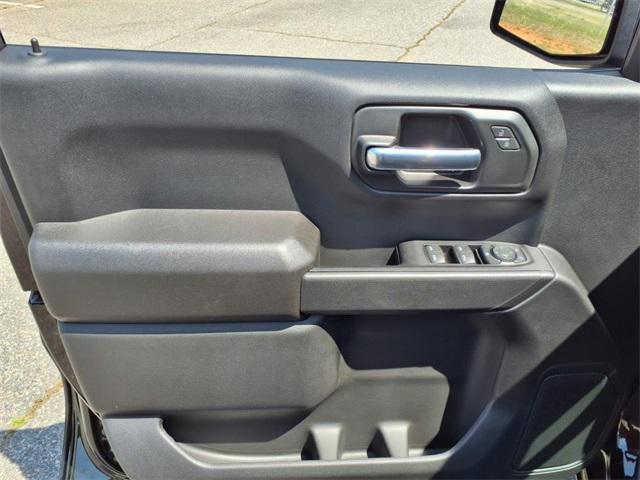 new 2025 GMC Sierra 1500 car, priced at $43,365