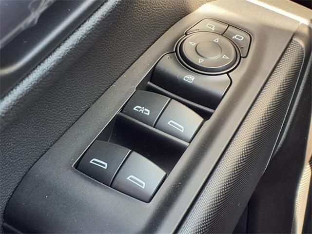 new 2025 GMC Sierra 1500 car, priced at $43,365