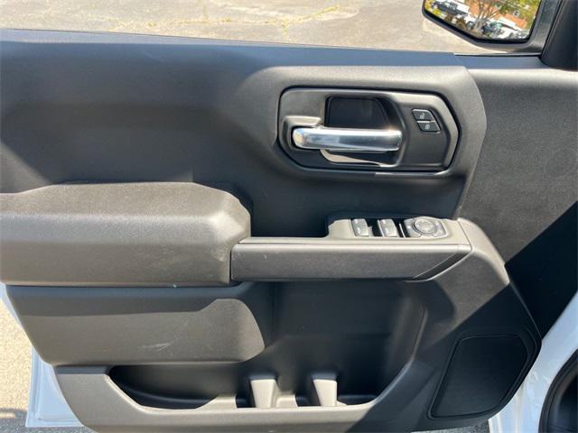 new 2025 GMC Sierra 1500 car, priced at $38,040