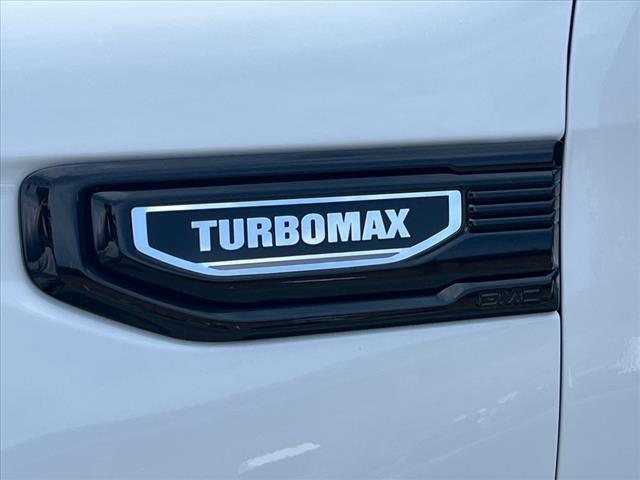 new 2025 GMC Sierra 1500 car, priced at $38,040