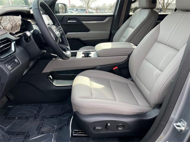 used 2025 GMC Acadia car, priced at $45,432