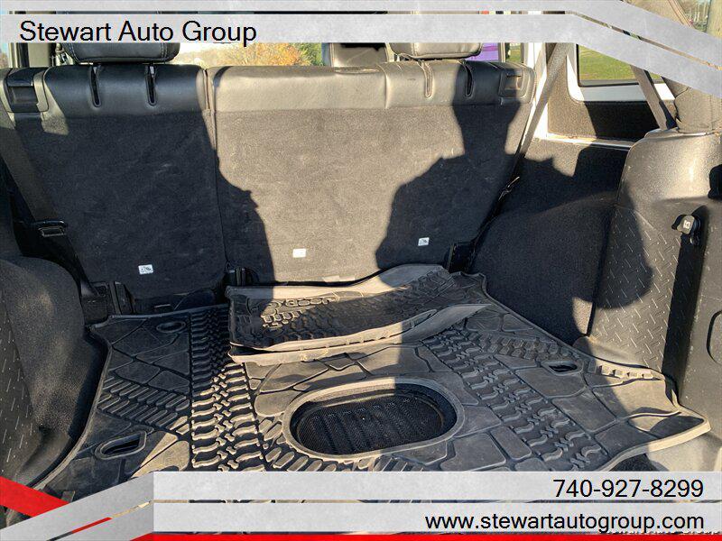 used 2015 Jeep Wrangler Unlimited car, priced at $18,999