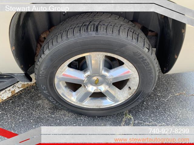 used 2007 Chevrolet Avalanche car, priced at $13,000
