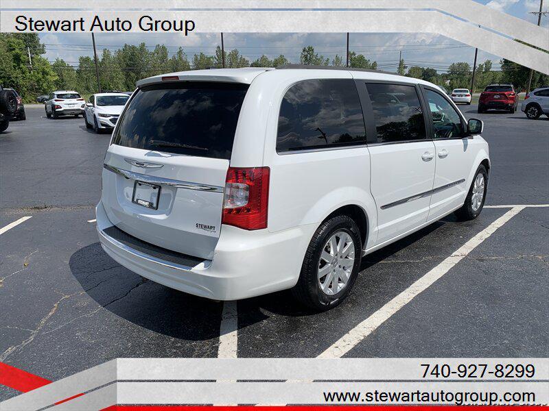 used 2014 Chrysler Town & Country car, priced at $9,288
