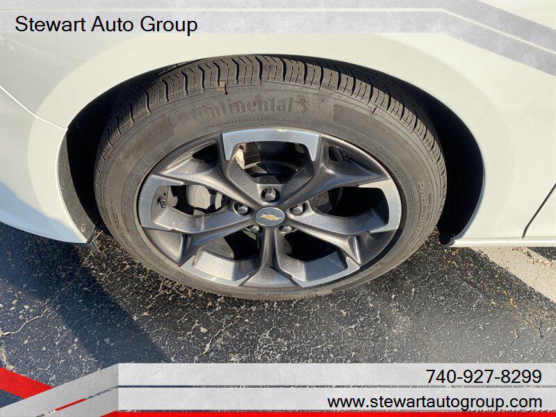 used 2024 Chevrolet Malibu car, priced at $18,999