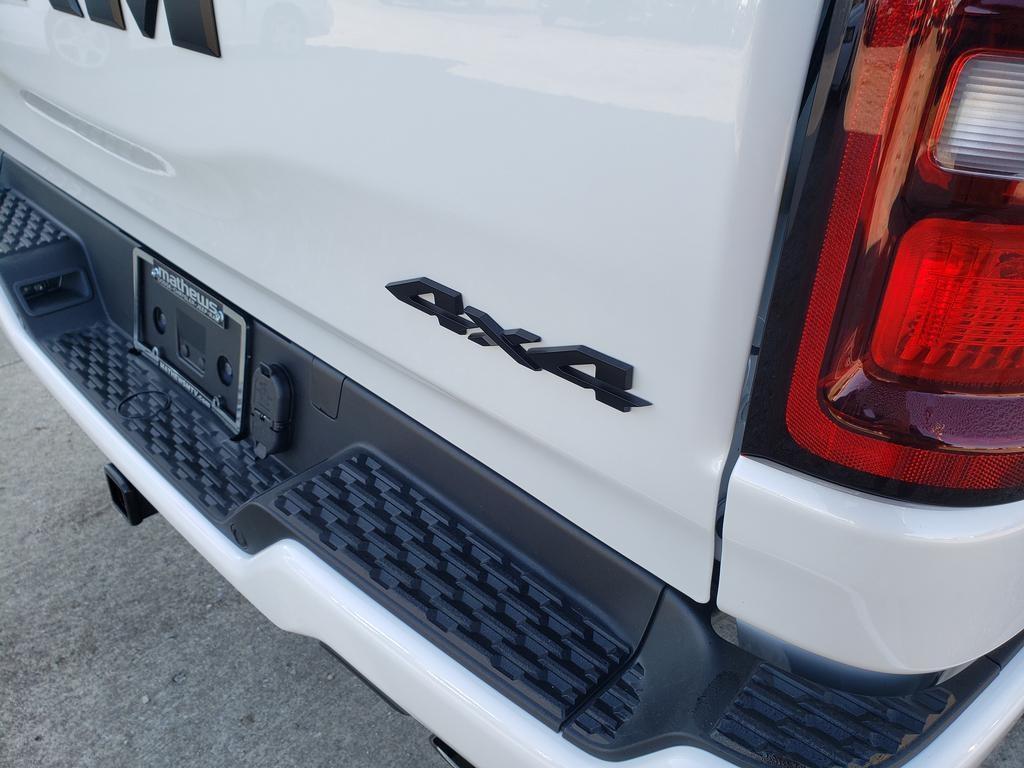 new 2025 Ram 1500 car, priced at $64,694