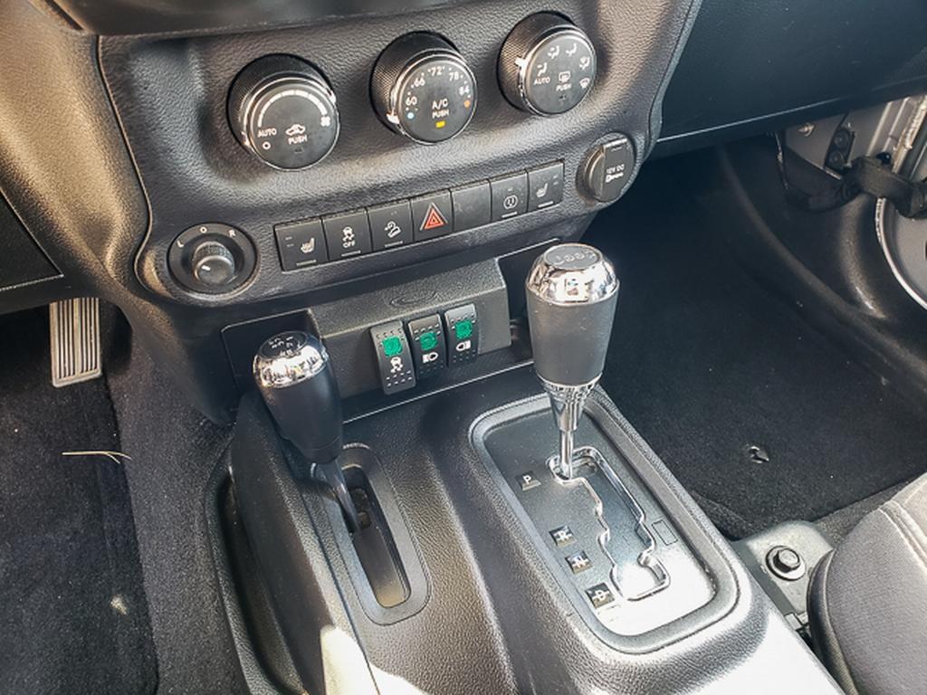 used 2013 Jeep Wrangler Unlimited car, priced at $12,285