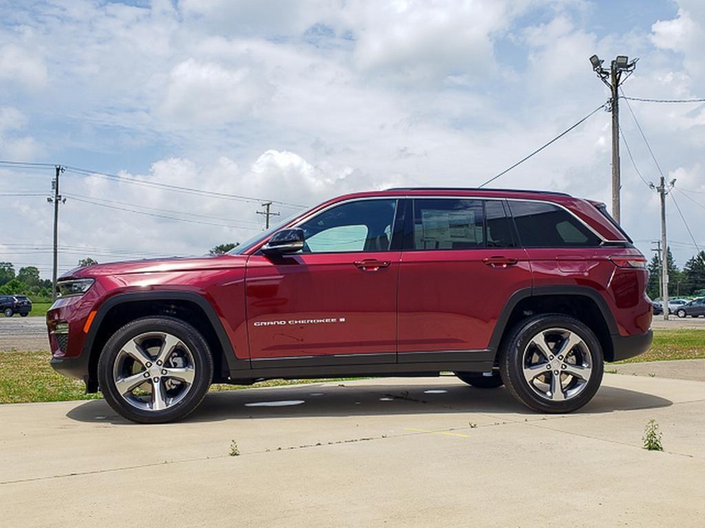 new 2025 Jeep Grand Cherokee car