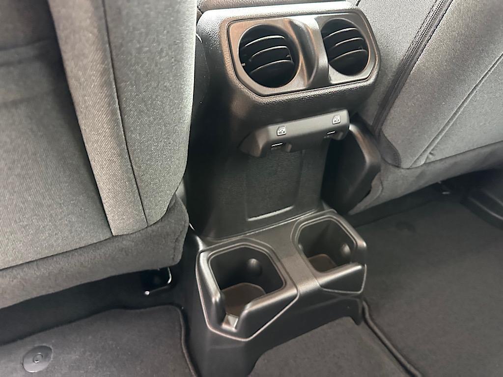 new 2025 Jeep Wrangler car, priced at $47,563