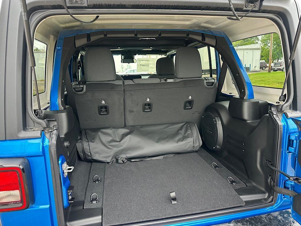new 2025 Jeep Wrangler car, priced at $47,563