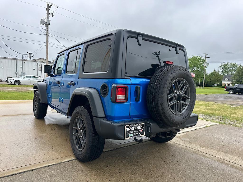 new 2025 Jeep Wrangler car, priced at $47,563