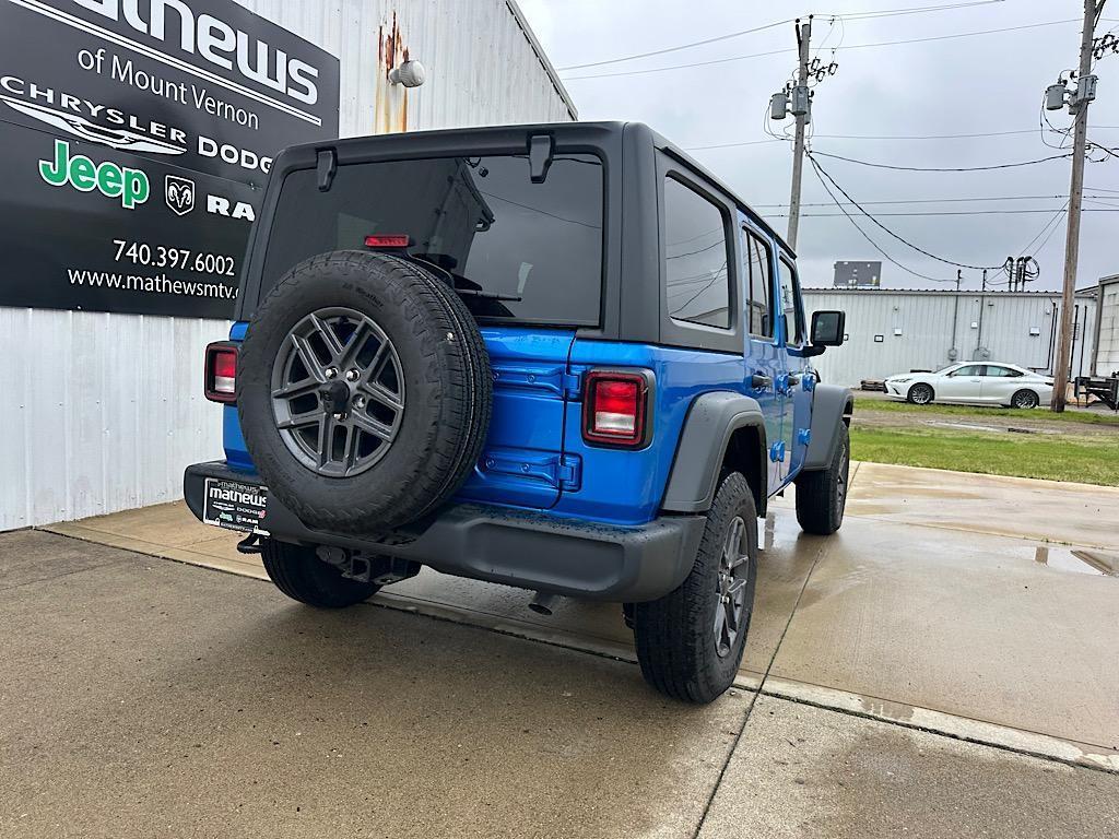 new 2025 Jeep Wrangler car, priced at $47,563