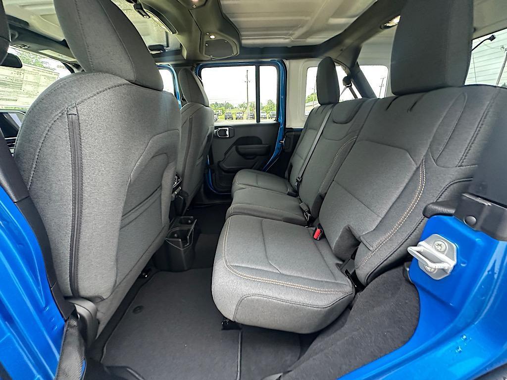 new 2025 Jeep Wrangler car, priced at $47,563