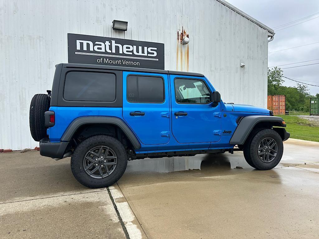 new 2025 Jeep Wrangler car, priced at $47,563