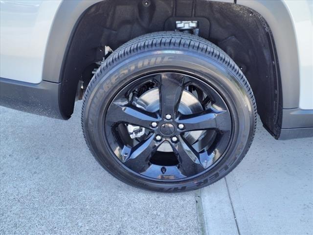 new 2024 Jeep Grand Cherokee L car, priced at $45,804