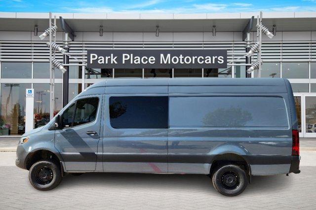 new 2024 Mercedes-Benz Sprinter 2500 car, priced at $81,111